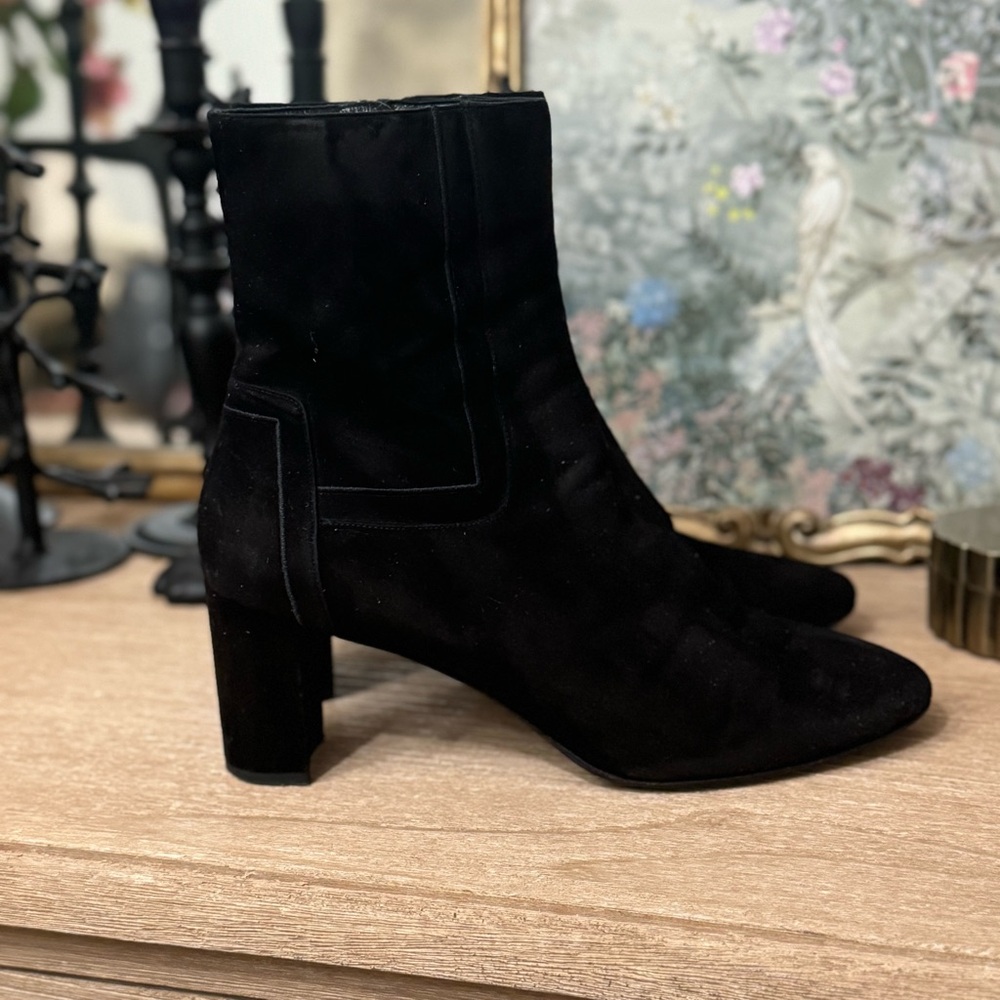 Aquatalia Tilly suede weatherproof ankle boots in black ~ Size 12